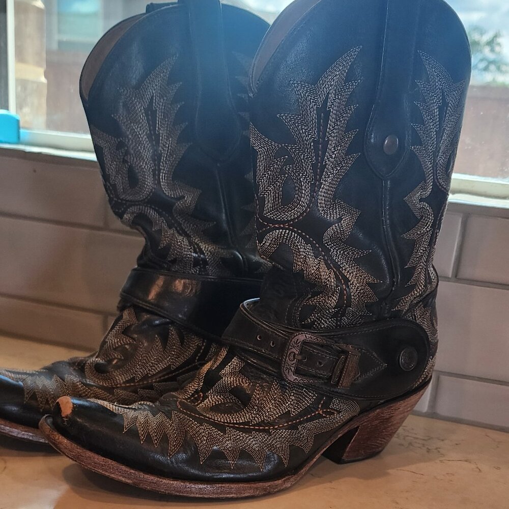 Corral Boot with Buckle mid calf 8.5